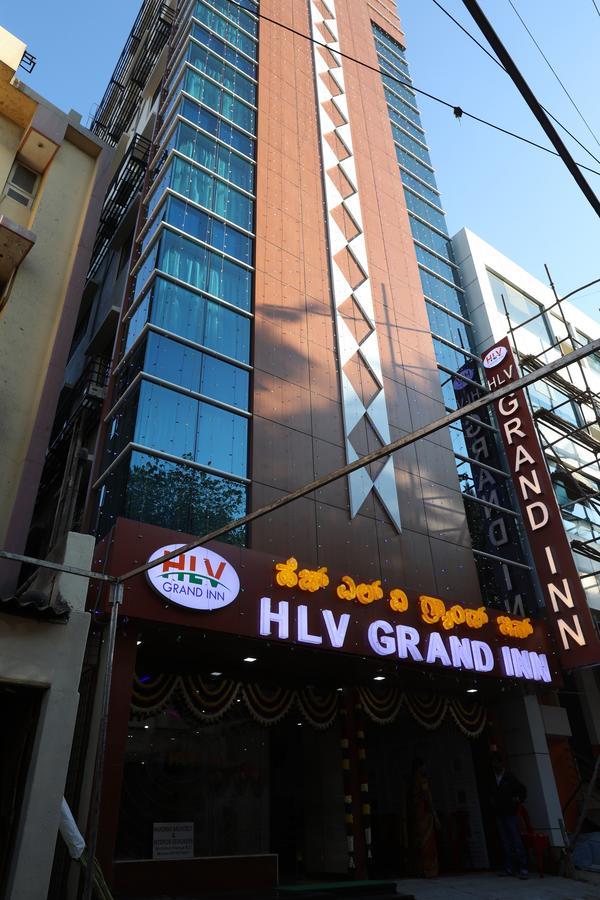 Hlv Grand Inn Bangalore Esterno foto