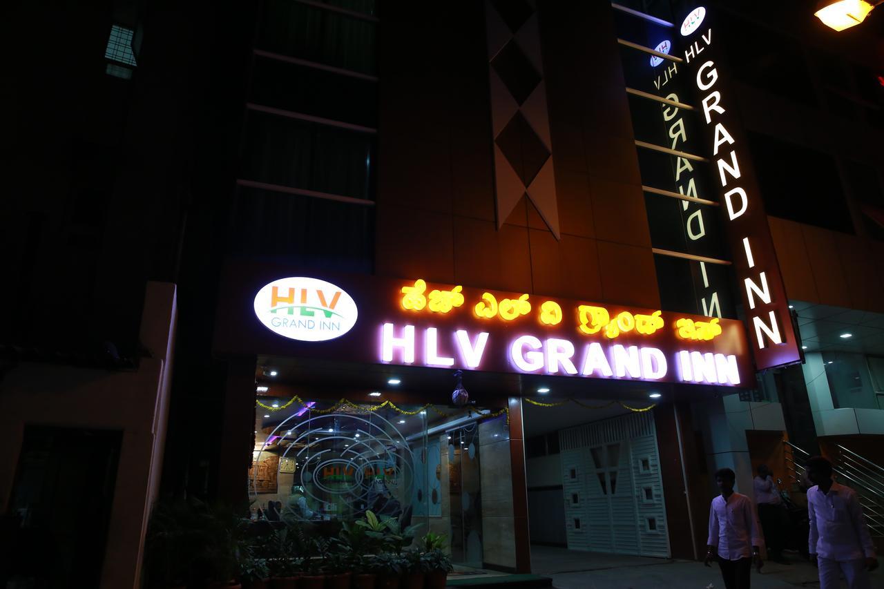 Hlv Grand Inn Bangalore Esterno foto